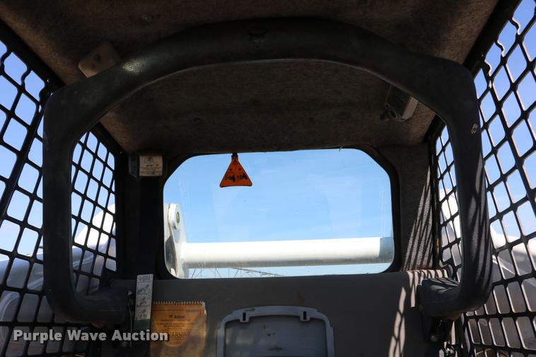 image for item DD0172 2007 Bobcat A300 skid steer
