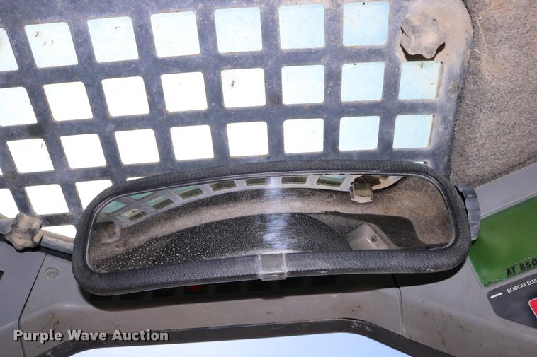 image for item DD0172 2007 Bobcat A300 skid steer