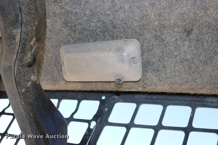 image for item DD0172 2007 Bobcat A300 skid steer