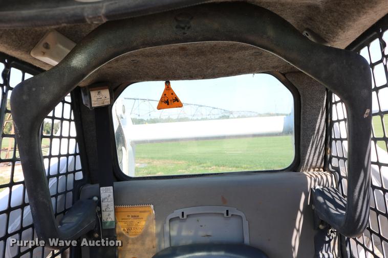 image for item DD0172 2007 Bobcat A300 skid steer