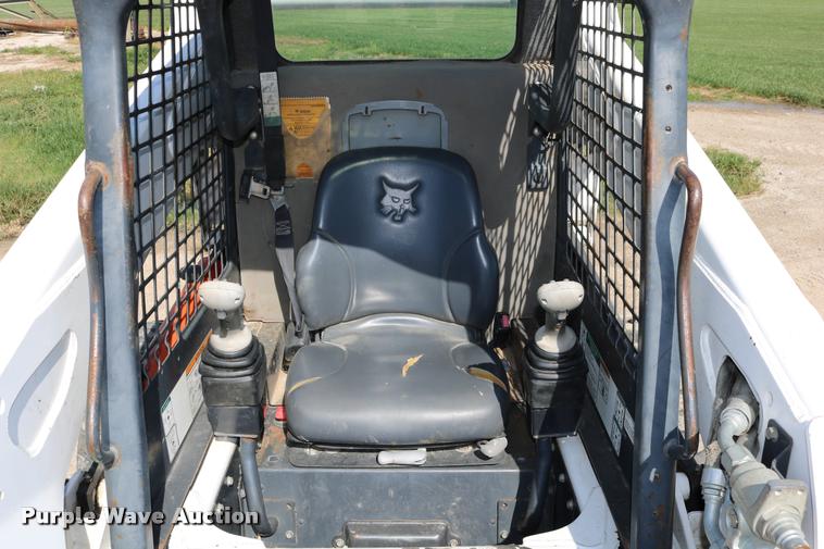 image for item DD0172 2007 Bobcat A300 skid steer