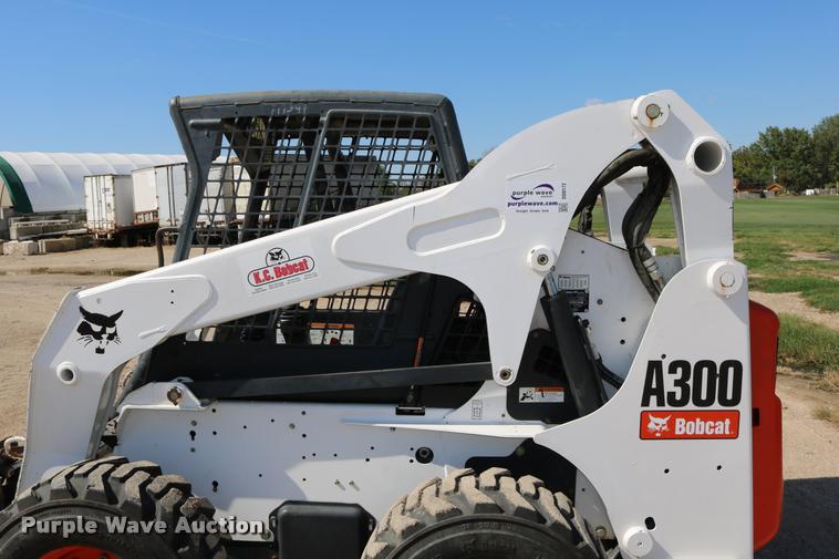 image for item DD0172 2007 Bobcat A300 skid steer