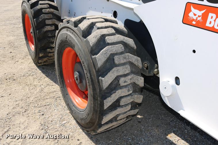 image for item DD0172 2007 Bobcat A300 skid steer