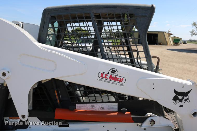 image for item DD0172 2007 Bobcat A300 skid steer