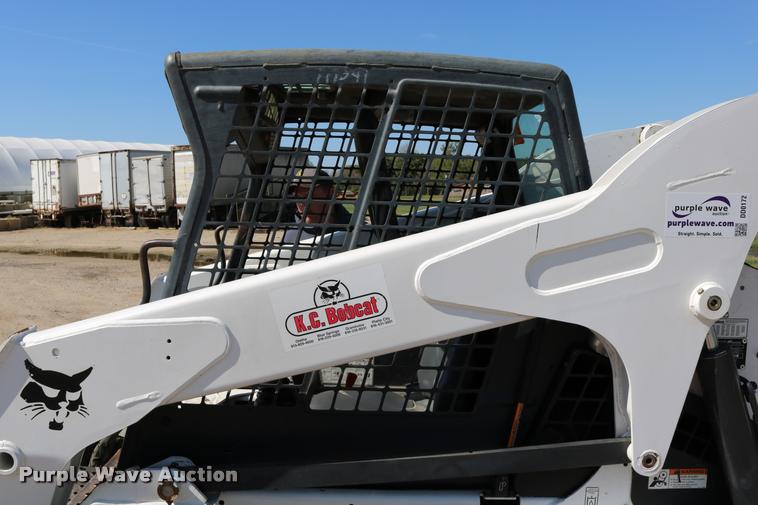 image for item DD0172 2007 Bobcat A300 skid steer