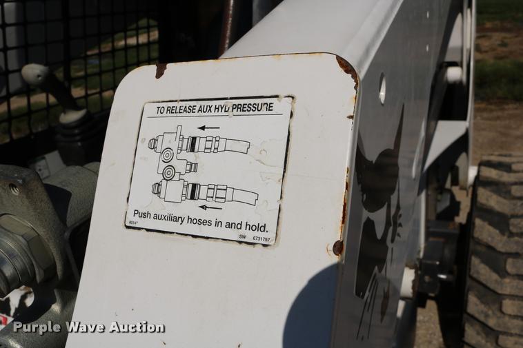 image for item DD0172 2007 Bobcat A300 skid steer
