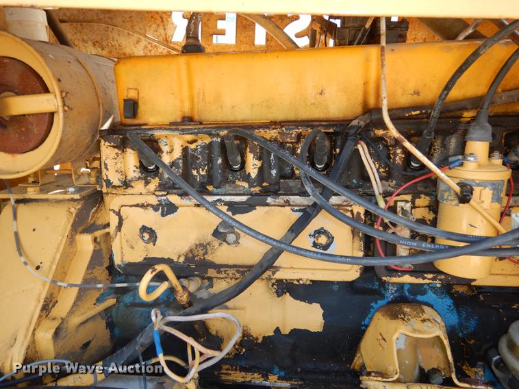 image for item DD0809 1997 Hyster C530A pneumatic roller