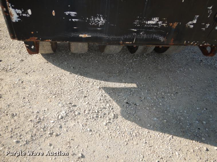 image for item DD0809 1997 Hyster C530A pneumatic roller