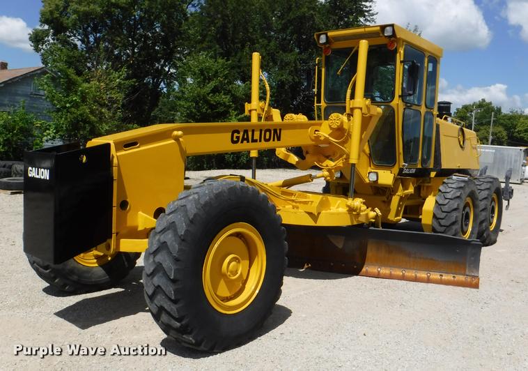 image for item DD0871 2003 Galion 850C VHP motor grader