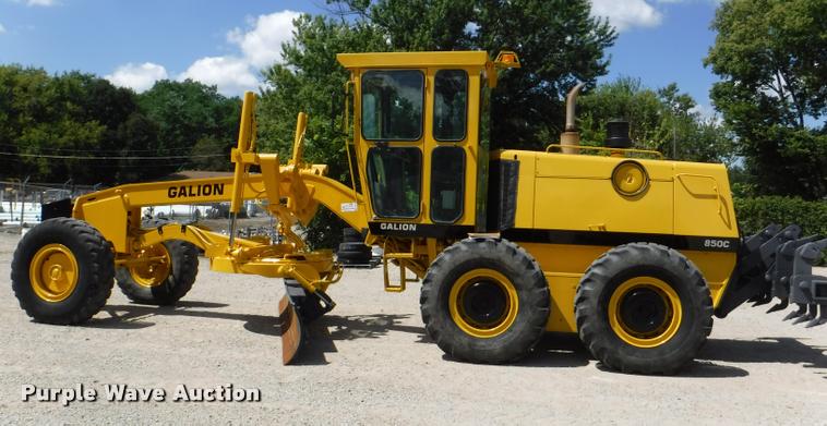 image for item DD0871 2003 Galion 850C VHP motor grader
