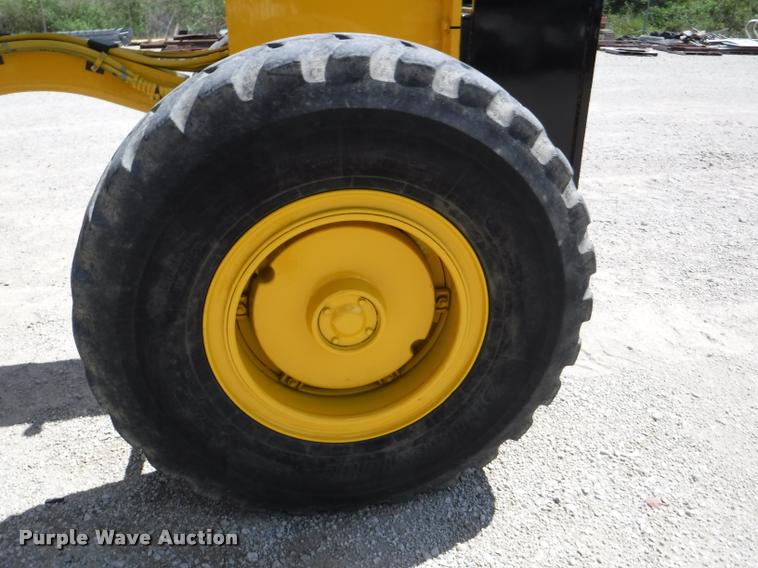 image for item DD0871 2003 Galion 850C VHP motor grader
