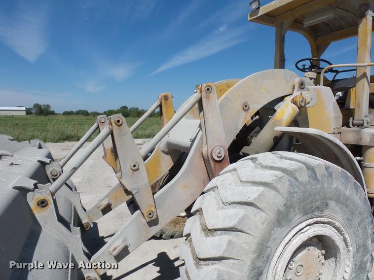 image for item DD1590 Caterpillar 966C wheel loader