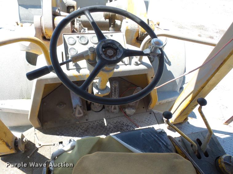 image for item DD1590 Caterpillar 966C wheel loader