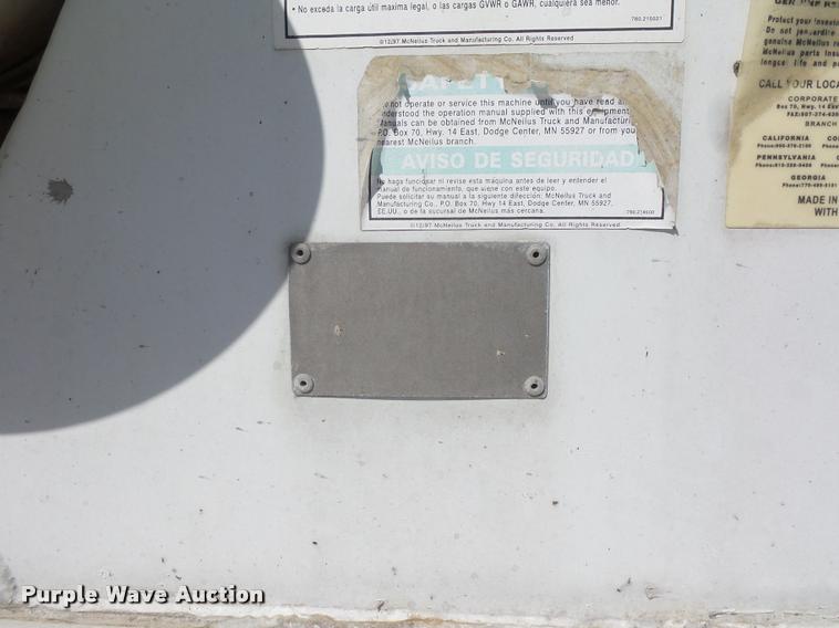 image for item DD1591 1995 Ford LT9000 ready mix truck