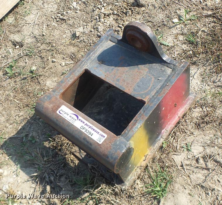 image for item DF9394 Quick attach bracket