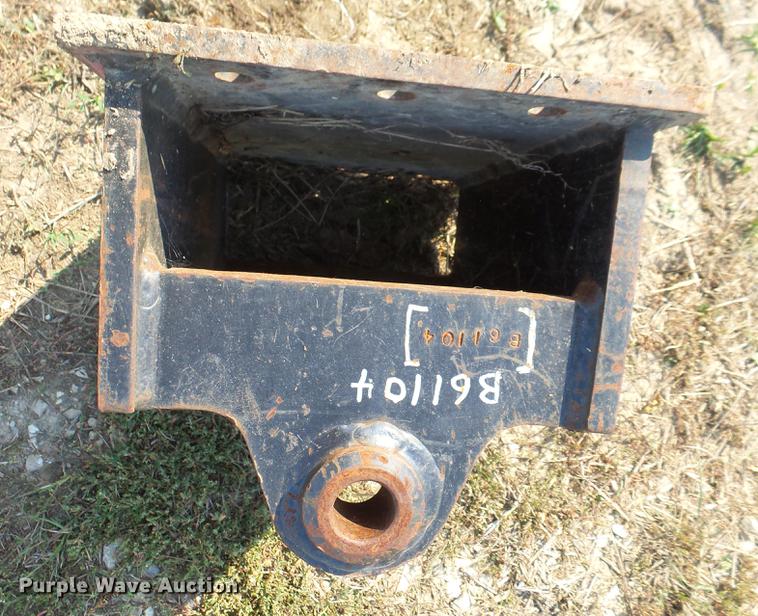 image for item DF9394 Quick attach bracket
