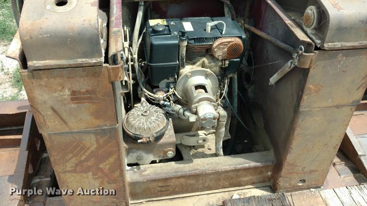 image for item DI9811 1995 Trail King drop deck equipment trailer