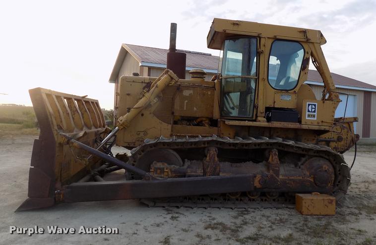 image for item DP9951 Caterpillar D7G dozer