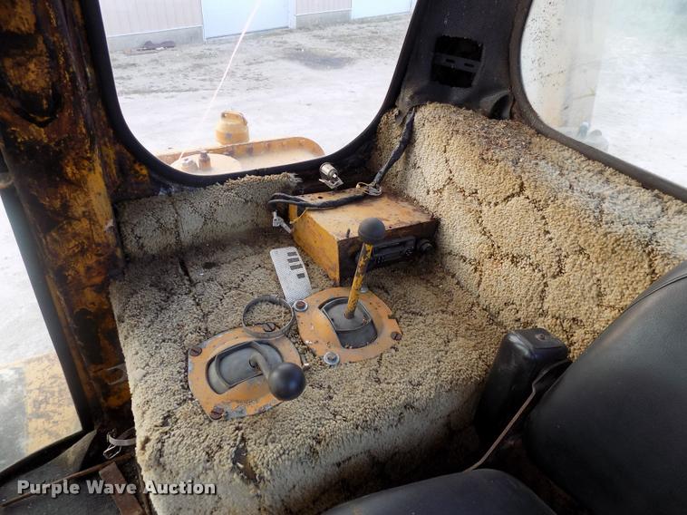 image for item DP9951 Caterpillar D7G dozer