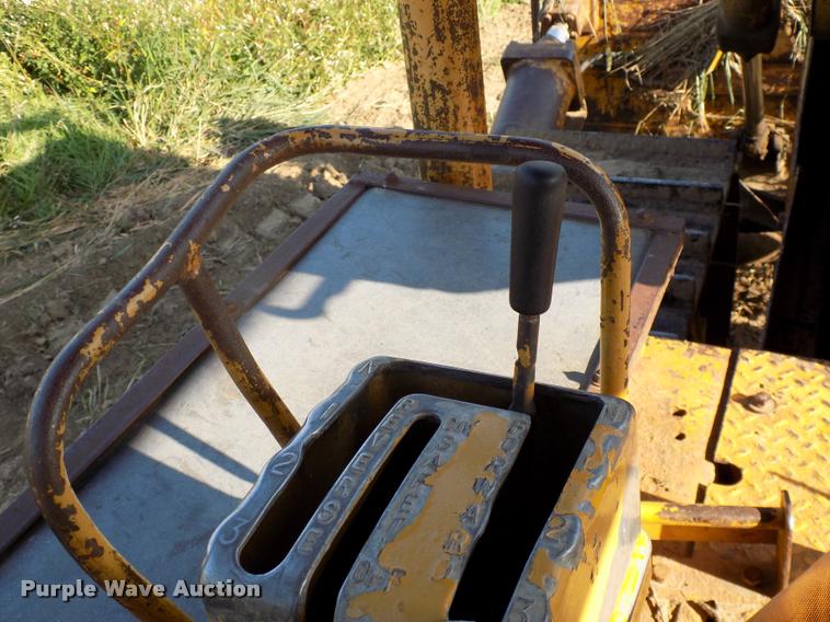 image for item DP9963 1969 Caterpillar D7E dozer