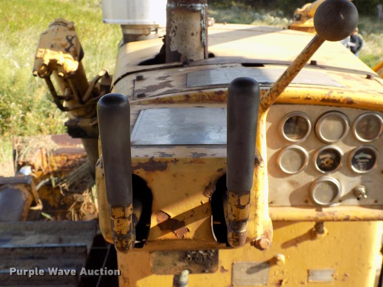 image for item DP9963 1969 Caterpillar D7E dozer