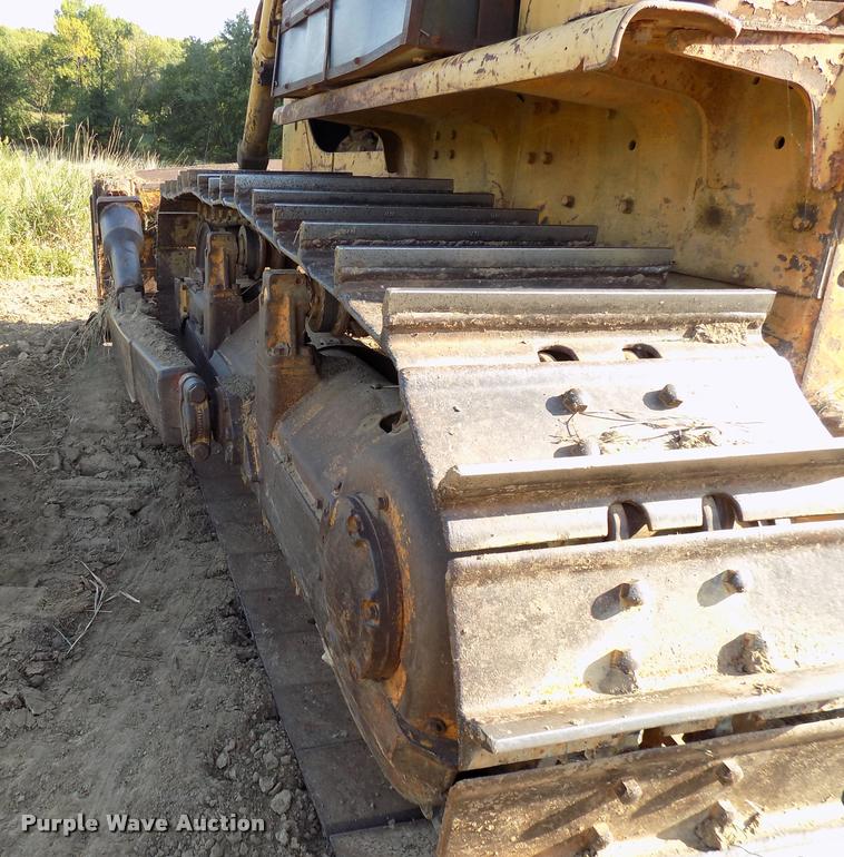 image for item DP9963 1969 Caterpillar D7E dozer