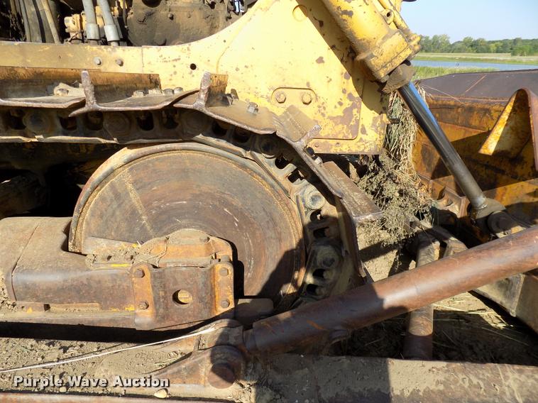 image for item DP9963 1969 Caterpillar D7E dozer