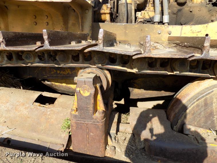 image for item DP9963 1969 Caterpillar D7E dozer