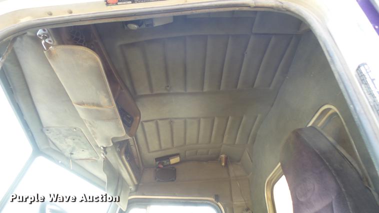 image for item EB9087 1999 Peterbilt 377 dump truck