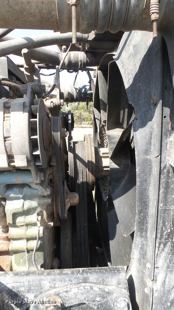 image for item EB9087 1999 Peterbilt 377 dump truck