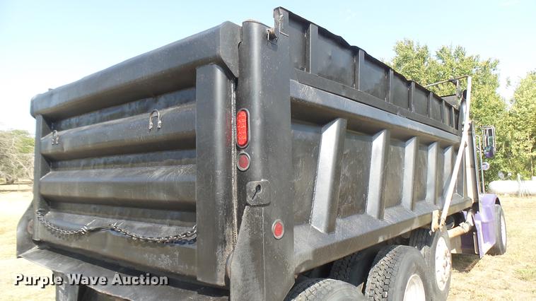 image for item EB9087 1999 Peterbilt 377 dump truck