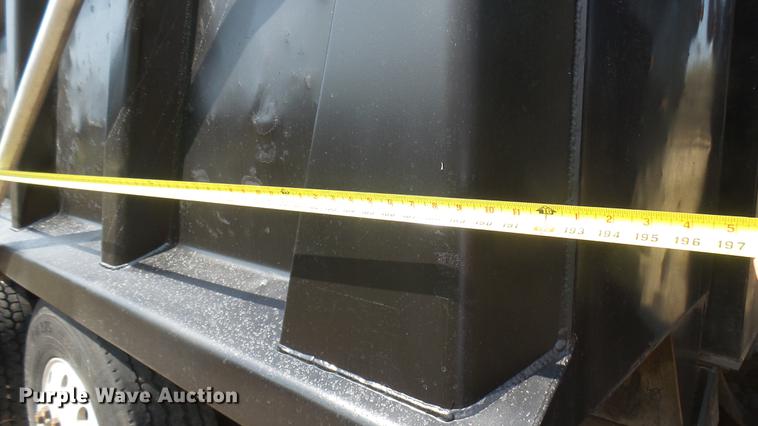 image for item EB9087 1999 Peterbilt 377 dump truck