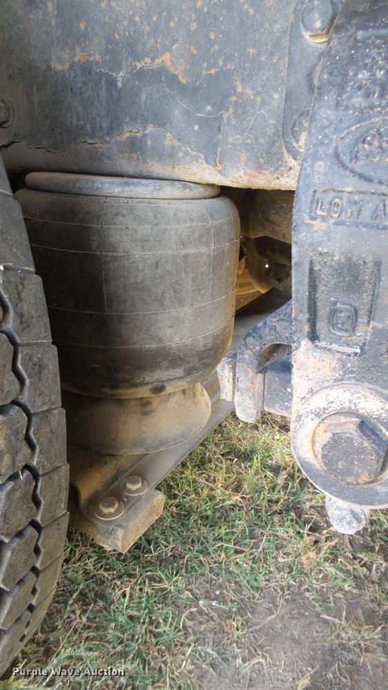 image for item EB9087 1999 Peterbilt 377 dump truck