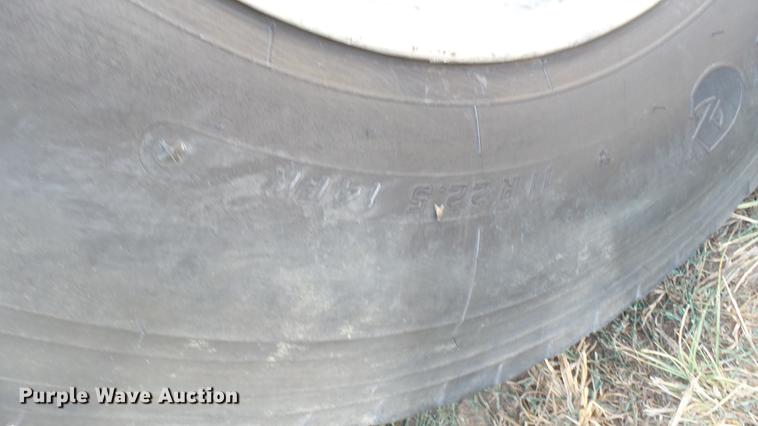 image for item EB9087 1999 Peterbilt 377 dump truck