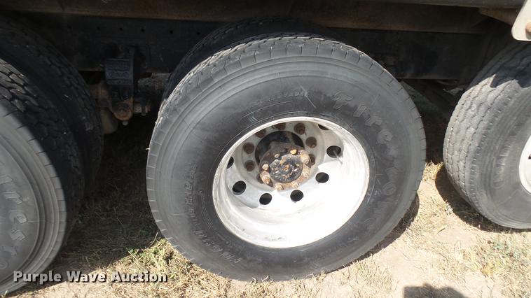 image for item EB9087 1999 Peterbilt 377 dump truck