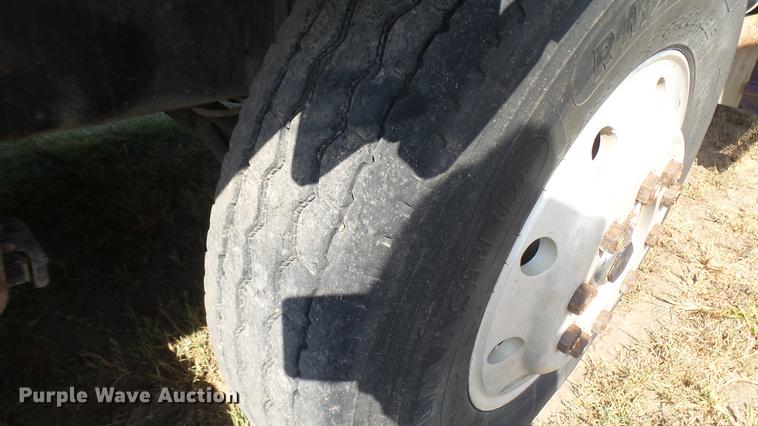 image for item EB9087 1999 Peterbilt 377 dump truck