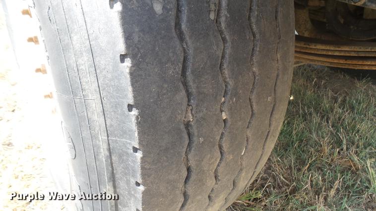 image for item EB9087 1999 Peterbilt 377 dump truck