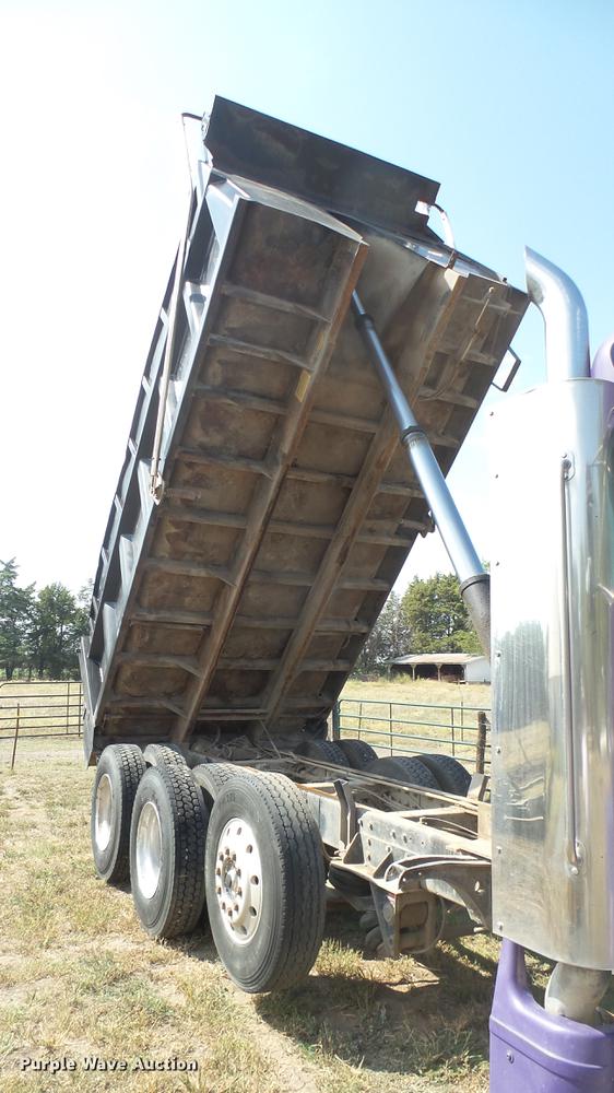 image for item EB9087 1999 Peterbilt 377 dump truck