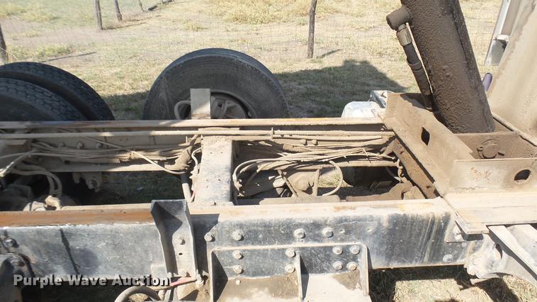 image for item EB9087 1999 Peterbilt 377 dump truck