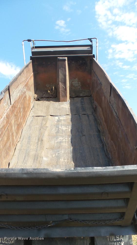 image for item EB9087 1999 Peterbilt 377 dump truck