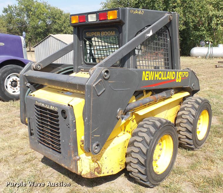 image for item EB9088 2004 New Holland LS170 skid steer