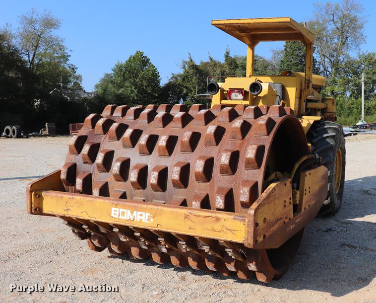 image for item ED9500 1979 Koehring Bomag BW210PD single drum roller