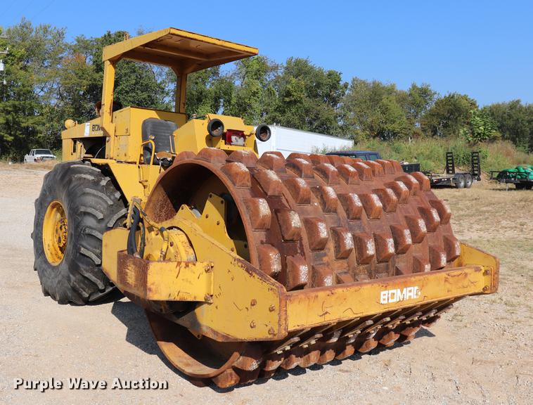image for item ED9500 1979 Koehring Bomag BW210PD single drum roller