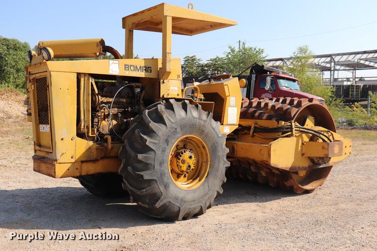 image for item ED9500 1979 Koehring Bomag BW210PD single drum roller