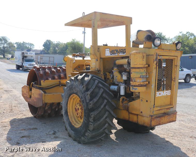 image for item ED9500 1979 Koehring Bomag BW210PD single drum roller