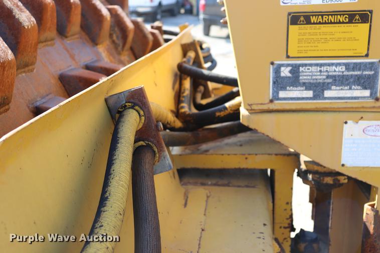 image for item ED9500 1979 Koehring Bomag BW210PD single drum roller