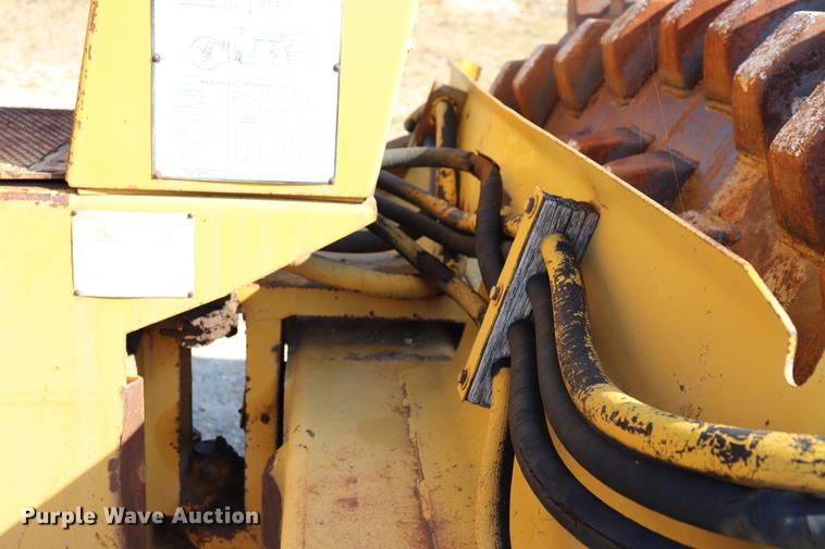 image for item ED9500 1979 Koehring Bomag BW210PD single drum roller