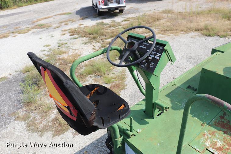 image for item ED9514 Barber Greene 200 Series paver