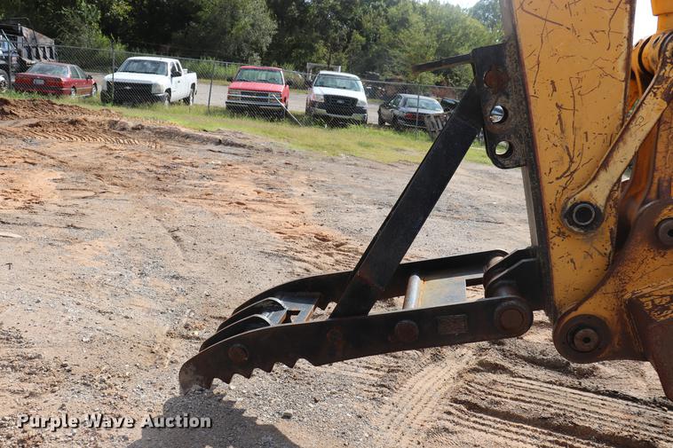 image for item ED9517 1997 John Deere 690E LC excavator