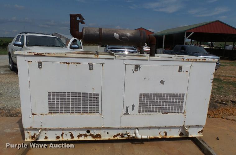 image for item K3251 1985 Generac 58368 generator